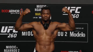 Церемония взвешивания перед UFC 260: Миочич vs Нганну 2